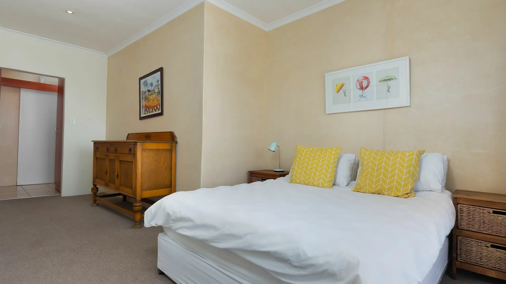 Blackheath Downstairs 13 Cape Town Apartment