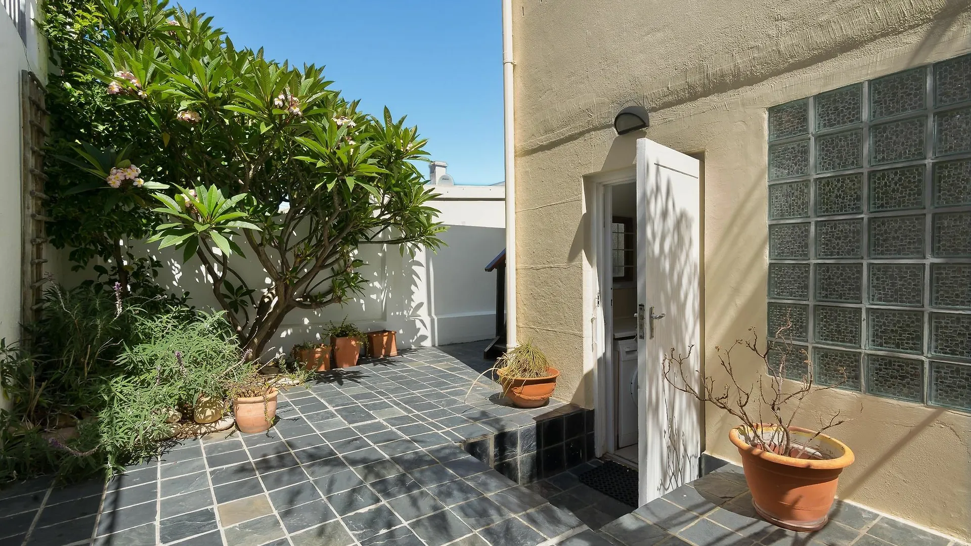 Apartment Blackheath Downstairs 13 Cape Town